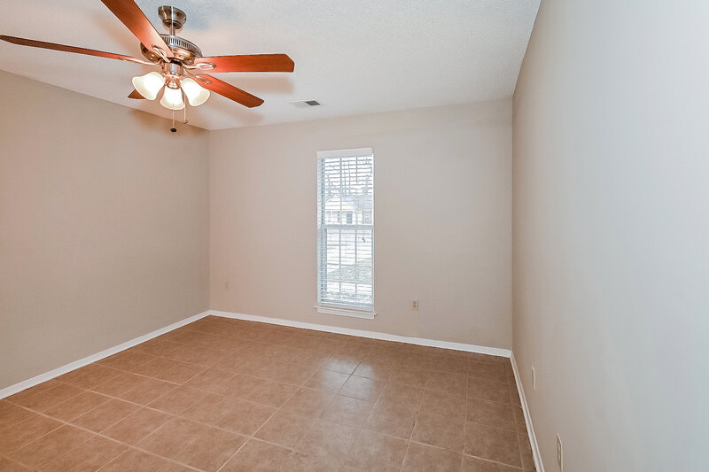 1,520/Mo, 4210 Brighton Dr Horn Lake, MS 38637 Main Bedroom View