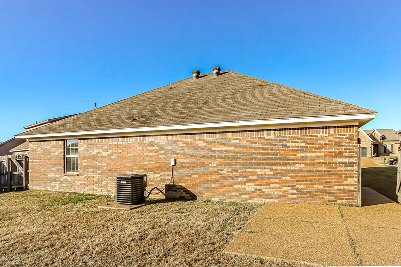 1,995/Mo, 4216 Blake Circle Olive Branch, MS 38654 Rear View