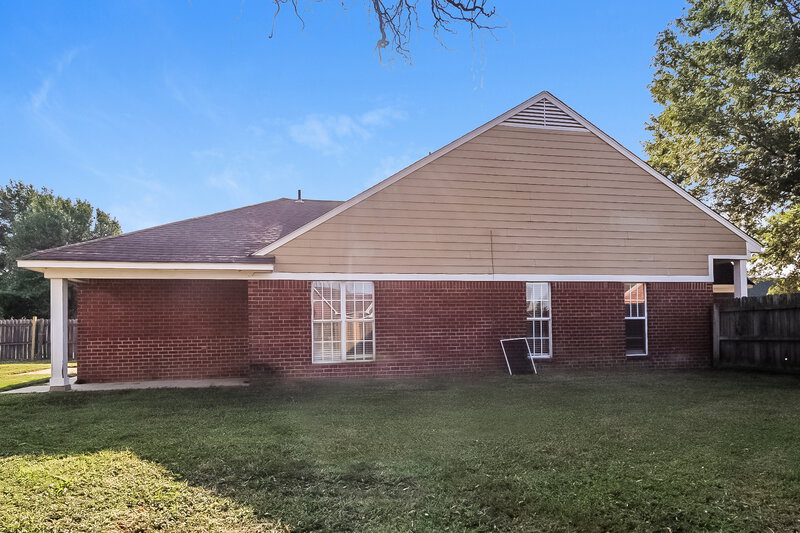 2,350/Mo, 9194 Kaitlyn Dr S Walls, MS 38680 Side View