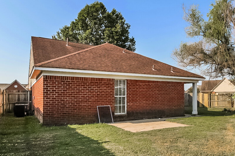 2,350/Mo, 9194 Kaitlyn Dr S Walls, MS 38680 Rear View