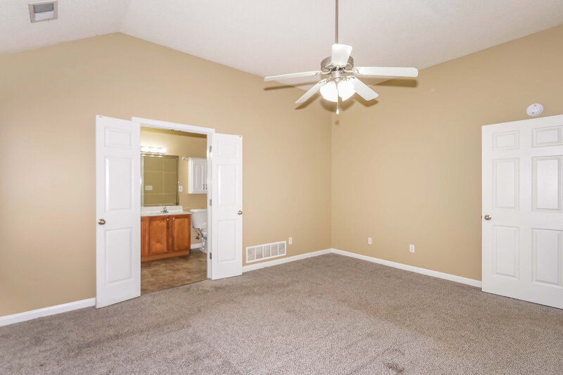 1,725/Mo, 7787 Allen Ridge Ln Olive Branch, MS 38654 Main Bedroom View 2
