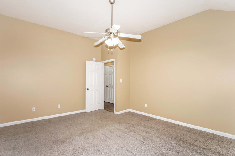 1,725/Mo, 7787 Allen Ridge Ln Olive Branch, MS 38654 Main Bedroom View 3