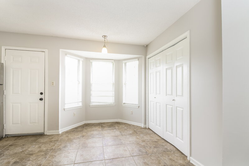 1,630/Mo, 2916 Churchwell Dr Horn Lake, MS 38637 Dining Room View
