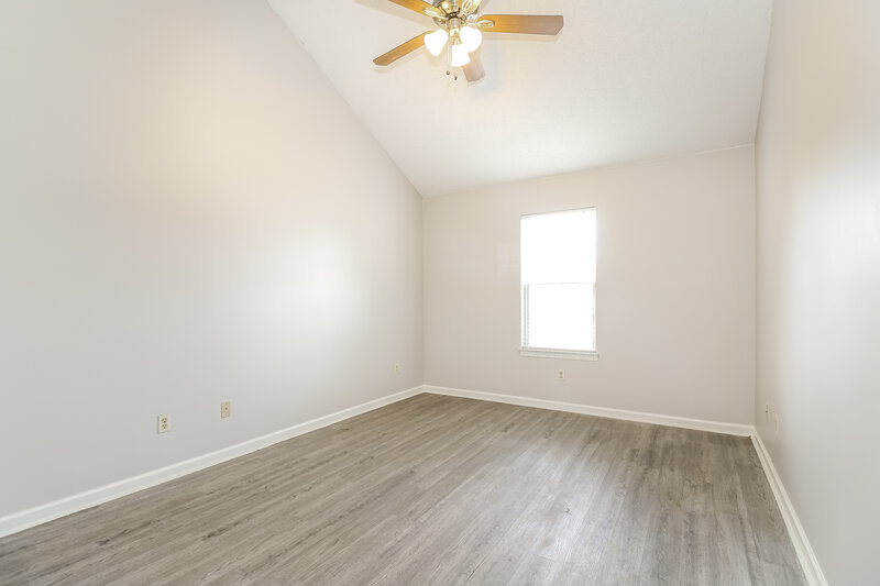 1,630/Mo, 2916 Churchwell Dr Horn Lake, MS 38637 Main Bedroom View