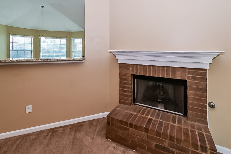 1,680/Mo, 12621 Fox Run Cove Olive Branch, MS 38654 Living Room View