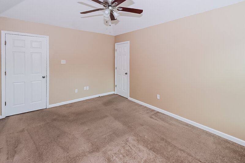1,680/Mo, 12621 Fox Run Cove Olive Branch, MS 38654 Bedroom View 3