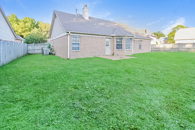 1,680/Mo, 12621 Fox Run Cove Olive Branch, MS 38654 Rear View 2