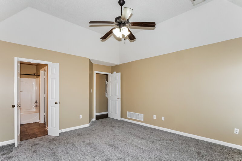 1,610/Mo, 6776 Anna May Dr Walls, MS 38680 Main Bedroom View 2