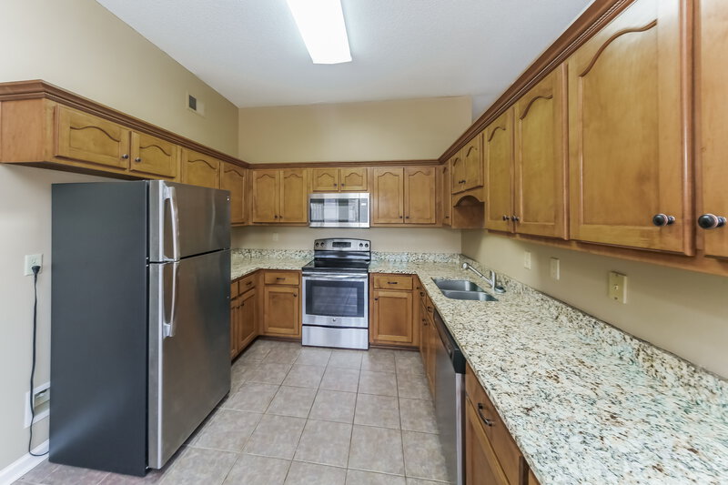 1,695/Mo, 6808 Anna May Dr Walls, MS 38680 Kitchen View