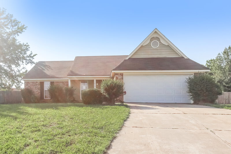 1,575/Mo, 9195 Belmont Dr Southaven, MS 38671 Front View