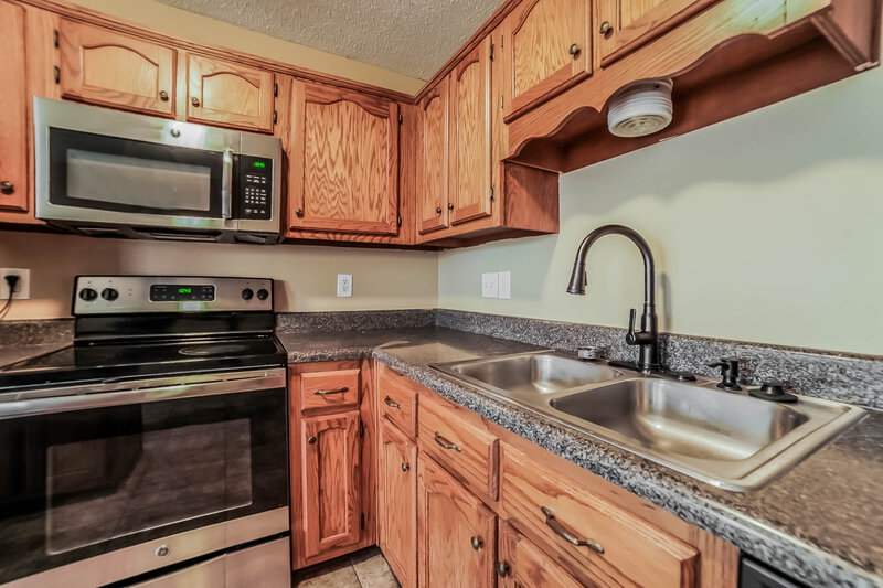 1,810/Mo, 8153 Mary Payton Dr Southaven, MS 38671 Kitchen View
