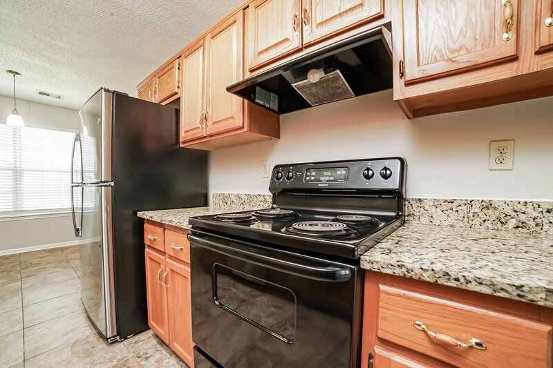 1,700/Mo, 4078 Shadow Glen Dr Horn Lake, MS 38637 Kitchen View
