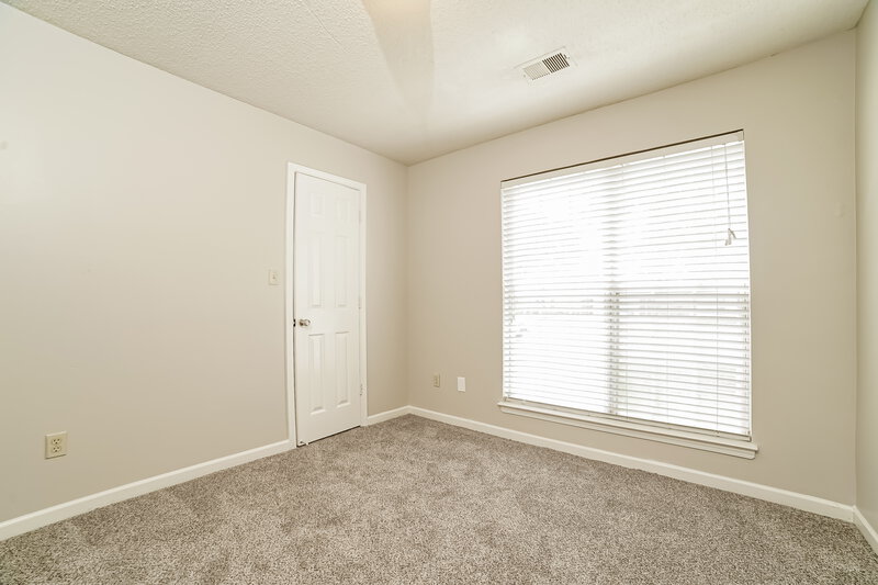 1,700/Mo, 4078 Shadow Glen Dr Horn Lake, MS 38637 Bedroom View