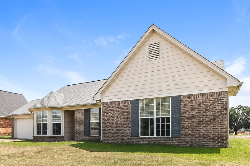 1,795/Mo, 1649 Cherry Creek Dr Southaven, MS 38671 Front View