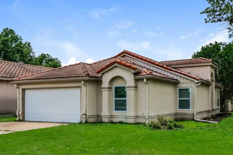 1,635/Mo, 1153 Charstone Dr Southaven, MS 38671 Front View