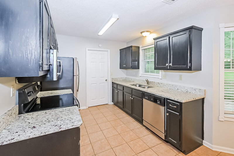 1,825/Mo, 7320 Hickory Estates Dr Walls, MS 38680 Kitchen View