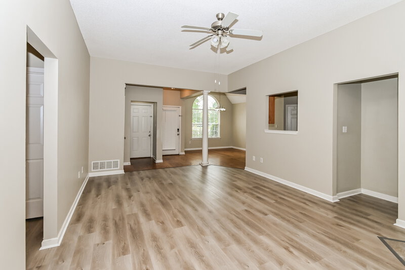 1,845/Mo, 916 Keebler Cove Southaven, MS 38671 Living Room View