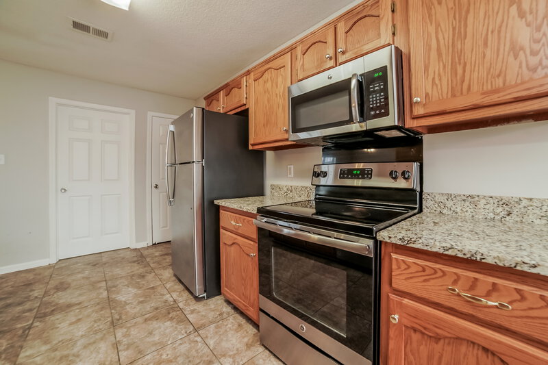 1,580/Mo, 1721 Central Trails Dr Southaven, MS 38671 Kitchen View