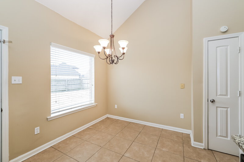 1,600/Mo, 9165 Mallard Park Blvd Walls, MS 38680 Dining Room View