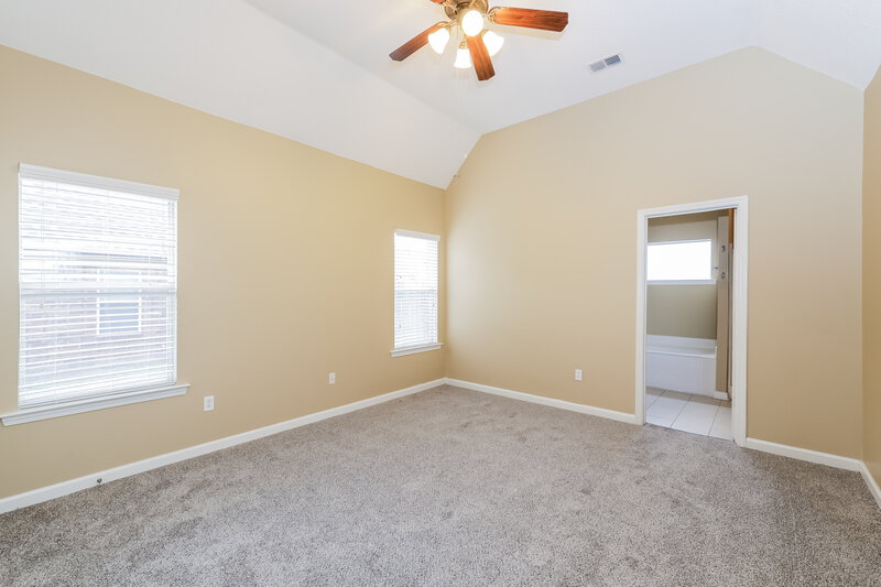 1,600/Mo, 9165 Mallard Park Blvd Walls, MS 38680 Main Bedroom View