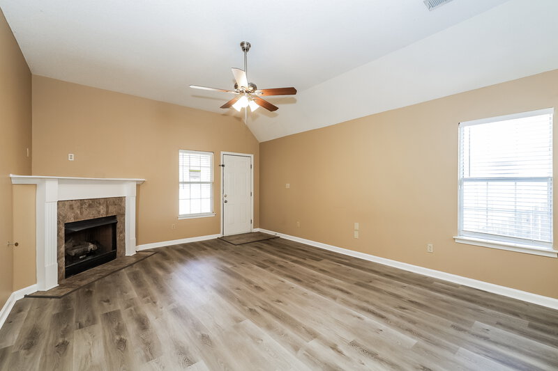 1,565/Mo, 9864 Milestone Circle Olive Branch, MS 38654 Living Room View