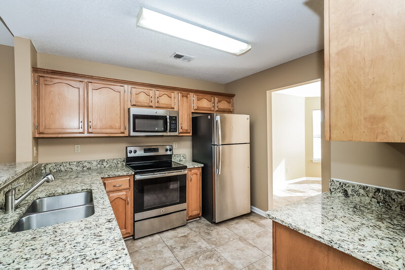 1,565/Mo, 9864 Milestone Circle Olive Branch, MS 38654 Kitchen View