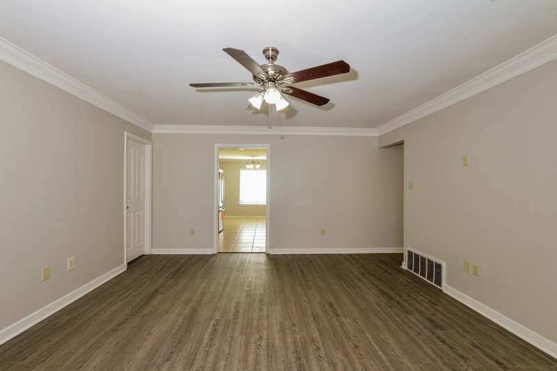 1,730/Mo, 7165 Redfern Dr Horn Lake, MS 38637 Living Room View