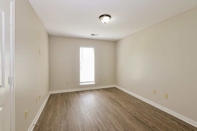 1,730/Mo, 7165 Redfern Dr Horn Lake, MS 38637 Bedroom View 3