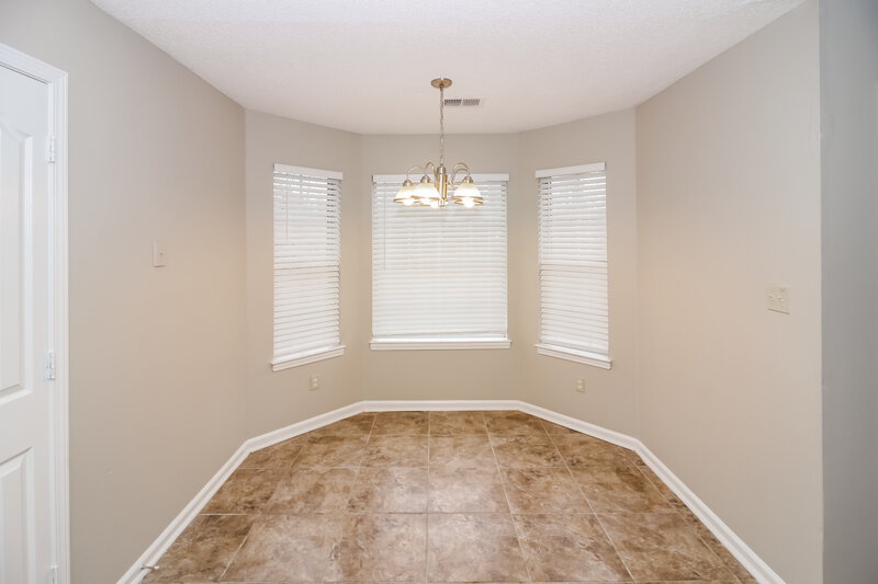 1,505/Mo, 3860 Conrail Circle Horn Lake, MS 38637 Dining Room View