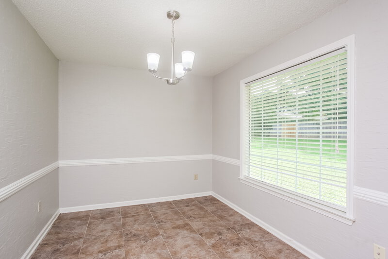 1,880/Mo, 6511 Firefly Cove Walls, MS 38680 Dining Room View