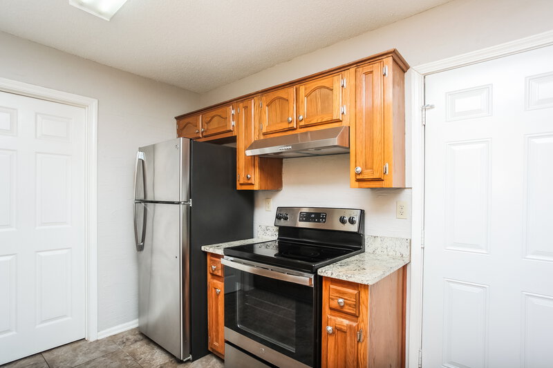 1,880/Mo, 6511 Firefly Cove Walls, MS 38680 Kitchen View