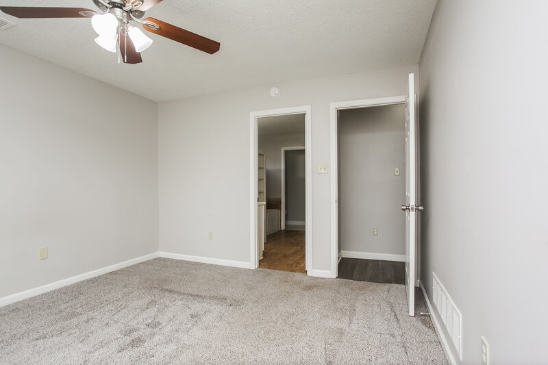 1,880/Mo, 6511 Firefly Cove Walls, MS 38680 Main Bedroom View 2
