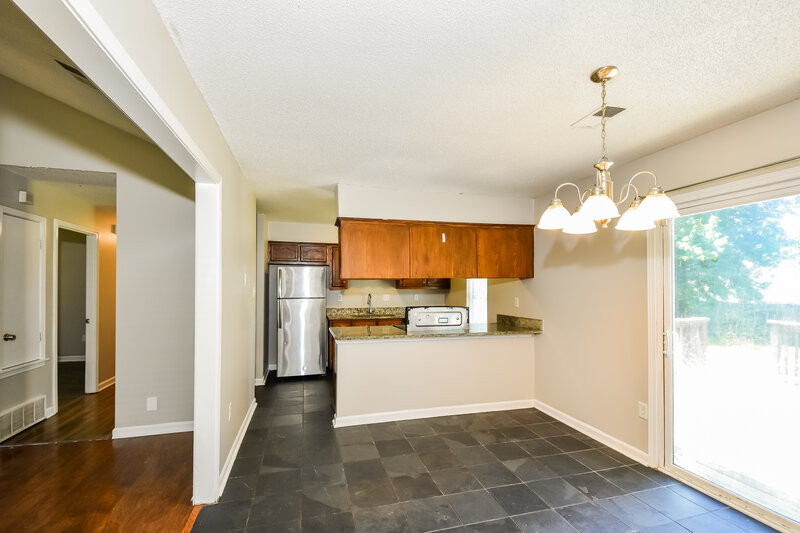 2,380/Mo, 7083 Layne Dr Horn Lake, MS 38637 Dining Room View