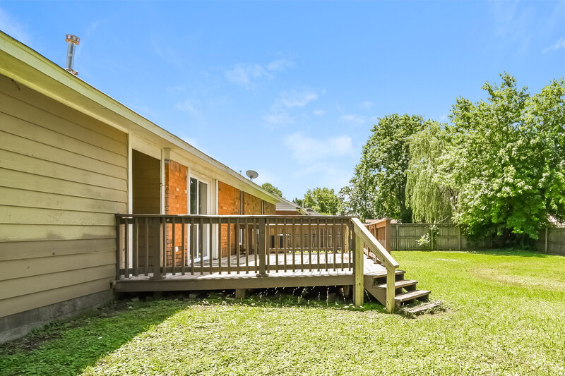 2,380/Mo, 7083 Layne Dr Horn Lake, MS 38637 Rear View