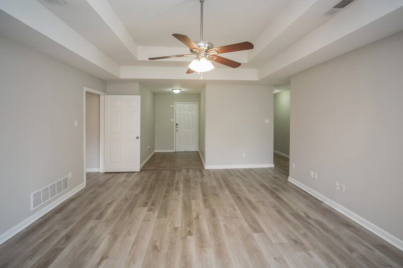 1,780/Mo, 10128 Fox Chase Dr Olive Branch, MS 38654 Living Room View