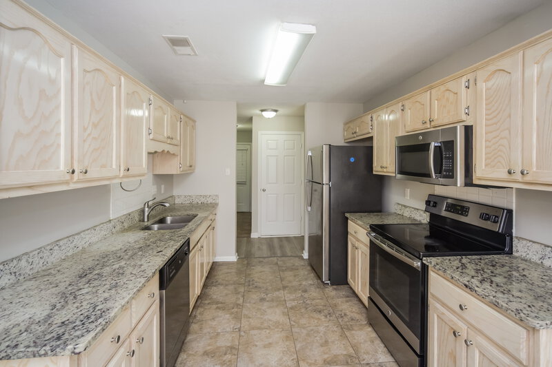 1,780/Mo, 10128 Fox Chase Dr Olive Branch, MS 38654 Kitchen View