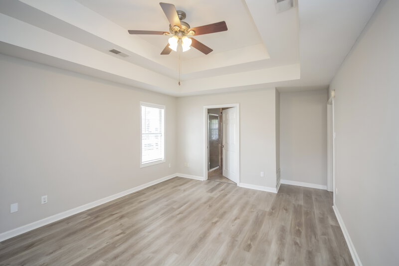 1,780/Mo, 10128 Fox Chase Dr Olive Branch, MS 38654 Main Bedroom View