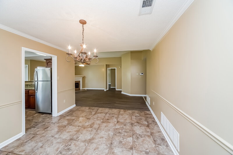 2,150/Mo, 7512 Ally Cove Walls, MS 38680 Dining Room View 2