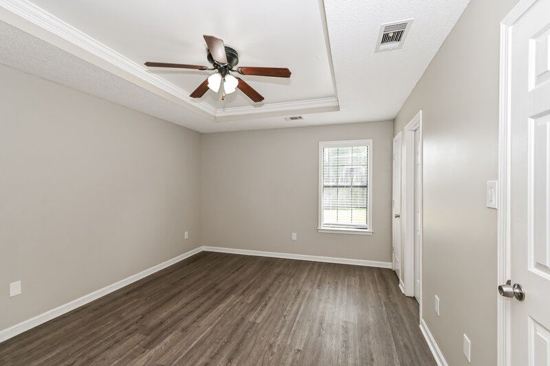 1,570/Mo, 6901 River Birch Rd Walls, MS 38680 Main Bedroom View