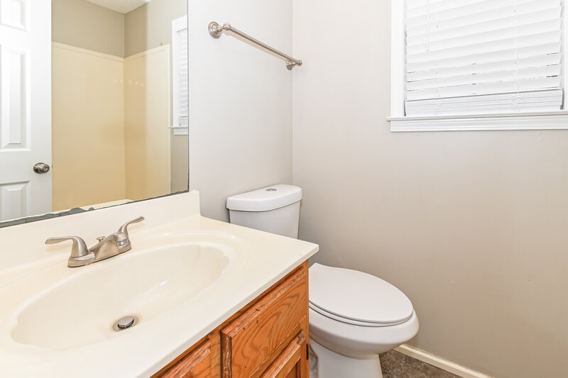 1,570/Mo, 6901 River Birch Rd Walls, MS 38680 Bathroom View