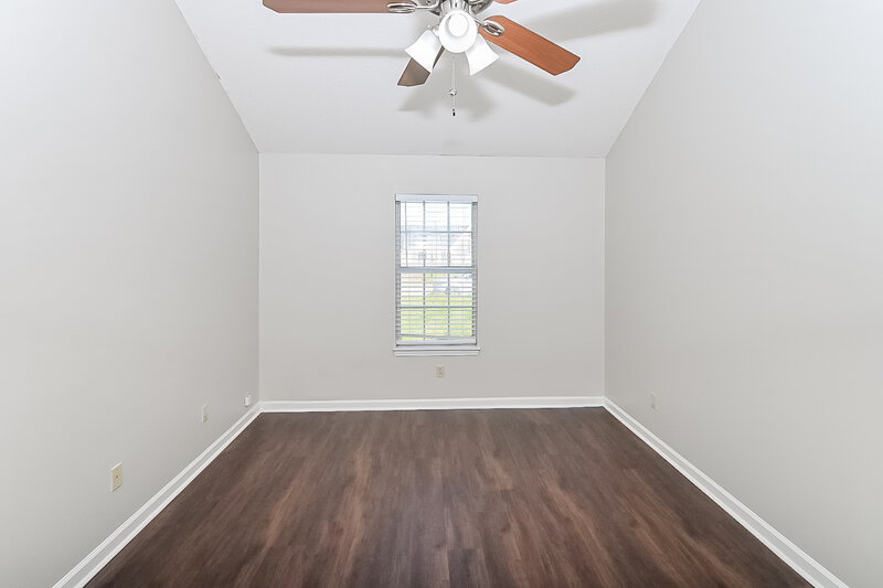 2,150/Mo, 7082 Foxhall Dr Horn Lake, MS 38637 Main Bedroom View