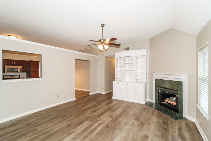 1,525/Mo, 5689 Kayla Dr Southaven, MS 38671 Living Room View