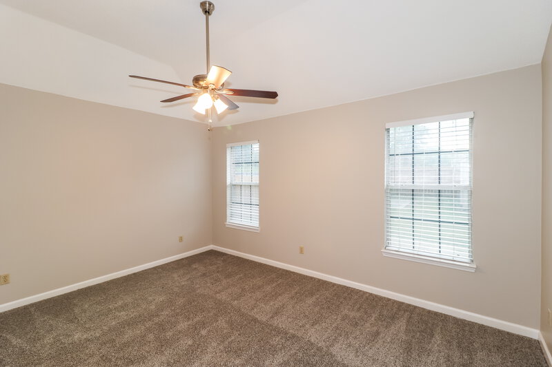 1,525/Mo, 5689 Kayla Dr Southaven, MS 38671 Main Bedroom View