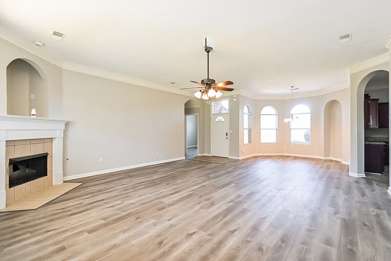 3,150/Mo, 6157 Braybourne Main Olive Branch, MS 38654 Living Room View 2