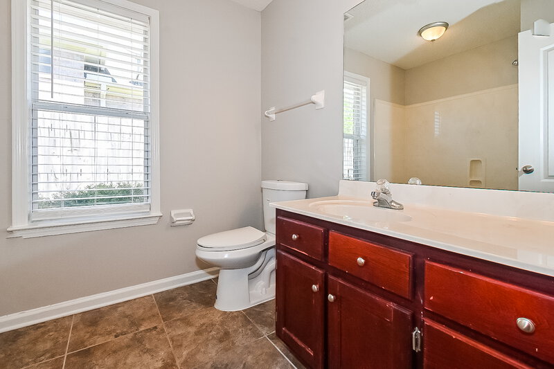 3,150/Mo, 6157 Braybourne Main Olive Branch, MS 38654 Bathroom View