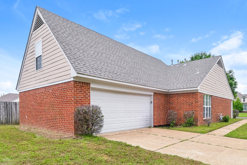 2,490/Mo, 5289 Kalian Cv Southaven, MS 38671 Rear View