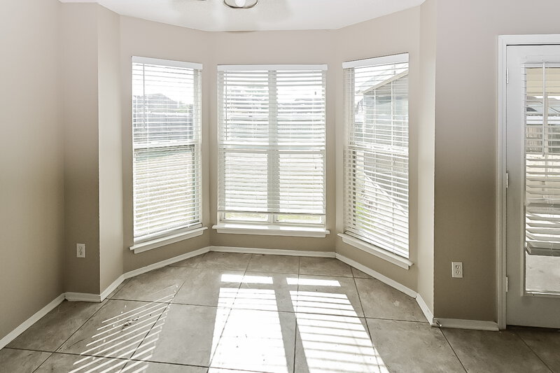 1,650/Mo, 4433 Citation Dr Southaven, MS 38671 Dining Room View