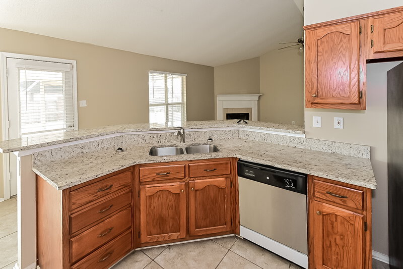 1,650/Mo, 4433 Citation Dr Southaven, MS 38671 Kitchen View