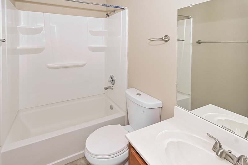 1,650/Mo, 4433 Citation Dr Southaven, MS 38671 Bathroom View