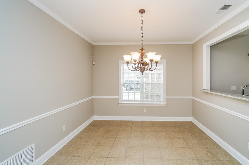 1,540/Mo, 1352 Arbor Lake Dr Horn Lake, MS 38637 Dining Room View